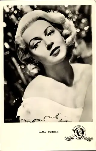 Ak Schauspielerin Lana Turner, Portrait