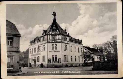 Ak Bad Klosterlausnitz in Thüringen, FDGB Ferienheim, Straßenpartie