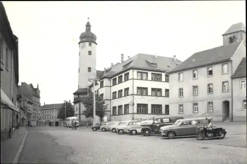 Foto Ak Weida in Thüringen, Rathaus, Platz, Autos