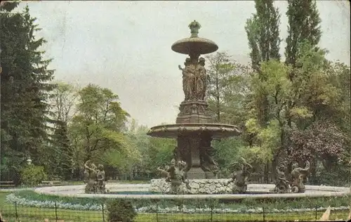 Ak Graz Steiermark, Brunnen, Park