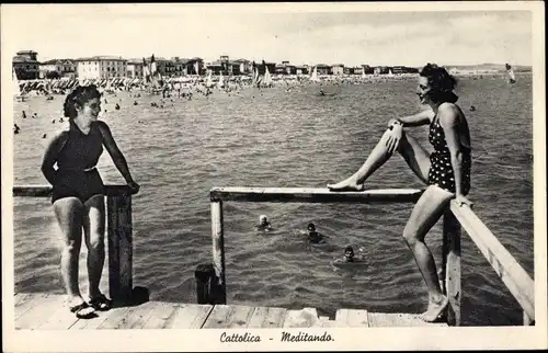 Ak Cattolica Emilia Romagna, Meditando, Frauen in Badeanzügen