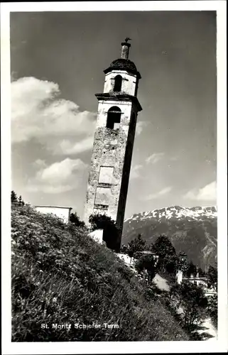 Ak Sankt Moritz Dorf Kt. Graubünden, Blick auf den schiefen Turm, Mauritius-Kirche