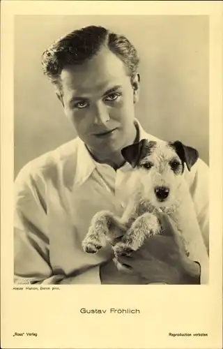 Ak Schauspieler Gustav Fröhlich, Portrait mit Terrier, Ross