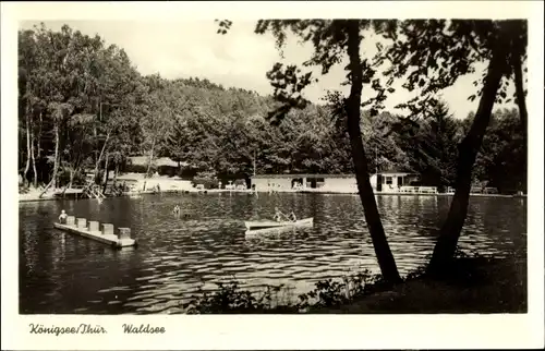 Ak Königsee in Thüringen, Partie am Waldsee, Bootsfahrt