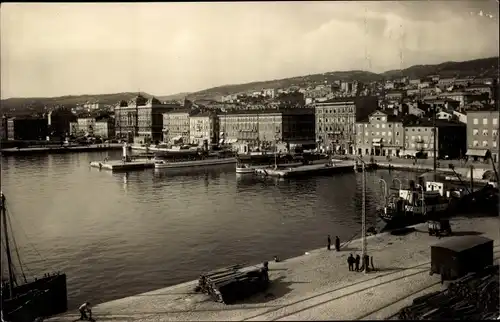 Ak Rijeka Fiume Kroatien, Porto