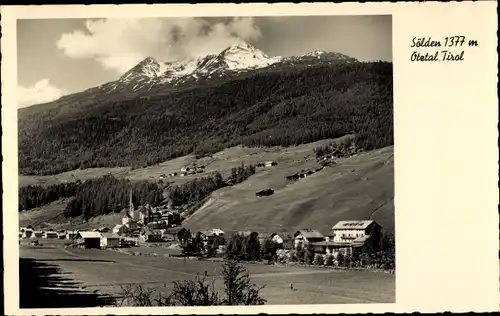Ak Sölden in Tirol, Ortsansicht mit Bergpanorama
