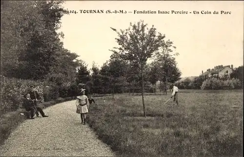 Ak Tournan Seine et Marne, Fondation Isaac Pereire, Un Coin du Parc