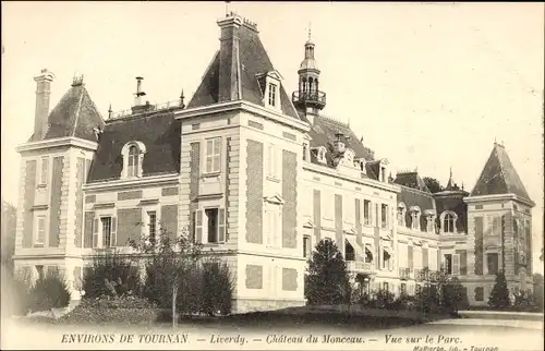 Ak Liverdy en Brie Seine et Marne, Château du Monceau, Vue sur le Parc