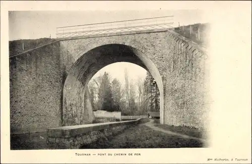 Ak Tournan Seine et Marne, Pont du Chemin de Fer