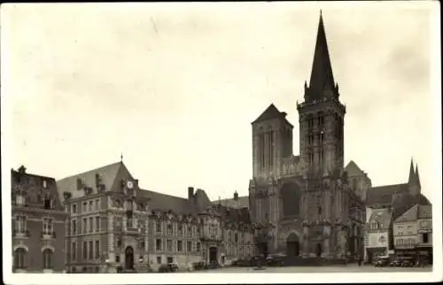 Ak Lisieux Calvados, Place Thiers, Kirche, Gebäude