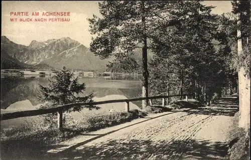 Ak Pertisau Eben am Achensee in Tirol, Straßenpartie