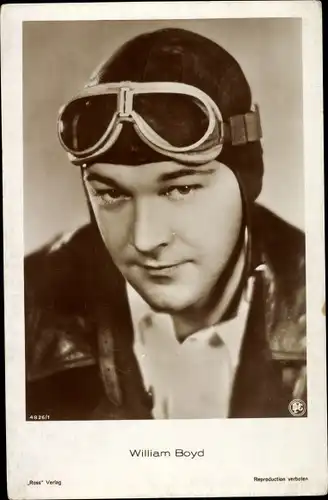 Ak Schauspieler William Boyd, Portrait, Fliegermütze