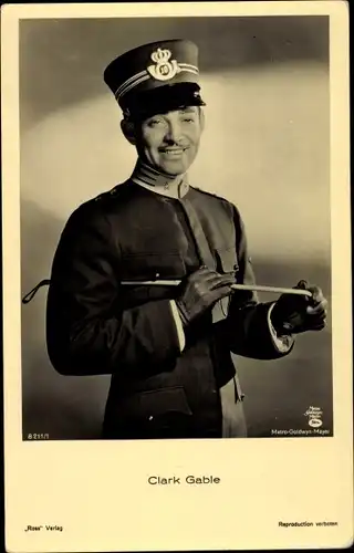 Ak Schauspieler Clark Gable, Portrait in Uniform, Ross Verlag 8211/1