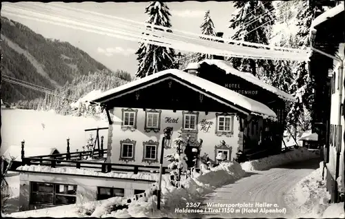 Ak Haller am Haldensee in Tirol, Hotel Alpenhof, Winteransicht