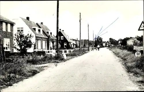 Foto Ak Mantgum Friesland Niederlande, Straßenpartie