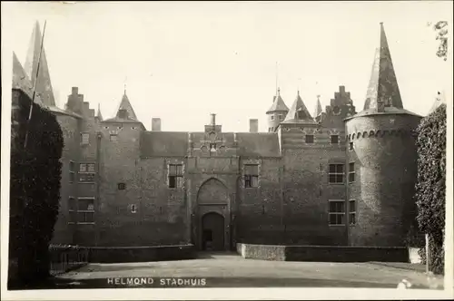 Ak Helmond Nordbrabant Niederlande, Stadhuis