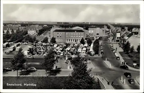 Ak Emmeloord Flevoland Niederlande, Marktdag