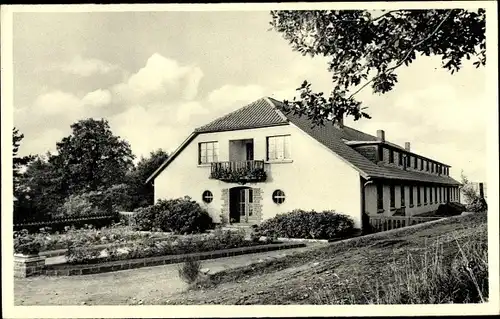 Ak Waldbröl, Partie am Kinderkurheim Maibuche, Garten