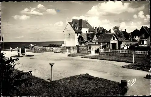 Ak Hermanville sur Mer Calvados, Place du Debarquement 6 Juin 1944