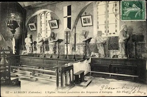 Ak Aubigny Calvados, L'Eglise, Statues funeraires des Seigneurs d'Aubigny