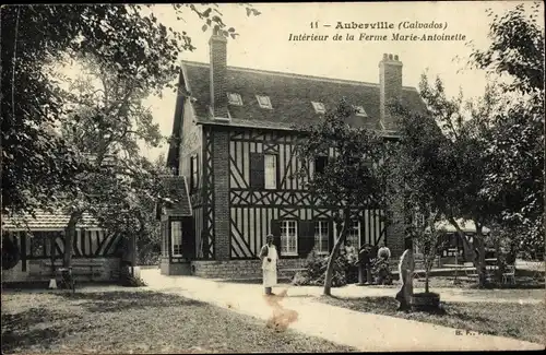 Ak Auberville sur Mer Calvados, Interieur de la Ferme Marie Antoinette