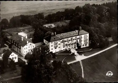 Ak Ebenhausen in Oberbayern, Sanatorium, Vogelschau