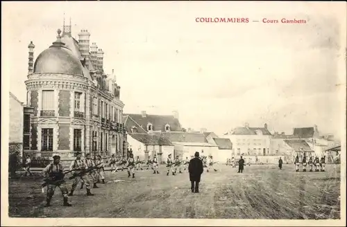 Ak Coulommiers Seine et Marne, Cours Gambetta
