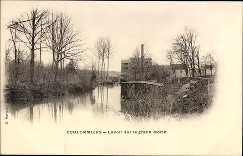 Ak Coulommiers Seine et Marne, Lavoir sur le grand Morin