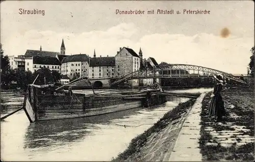 Ak Straubing an der Donau Niederbayern, Donaubrücke mit Altstadt u. Peterskirche