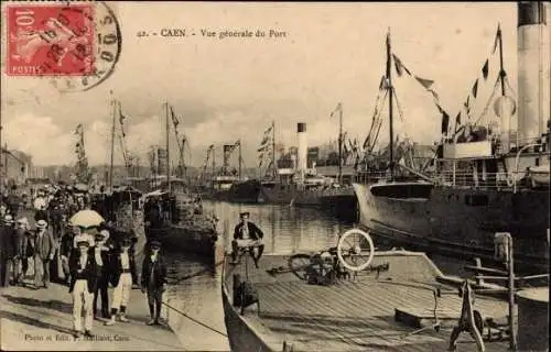 Ak Caen Calvados, Vue generale du Port