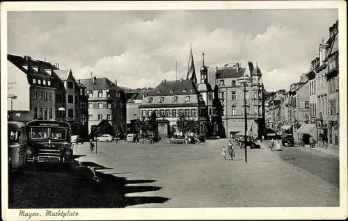 Ak Mayen in der Eifel, Marktplatz, Omnibus M.A.N.