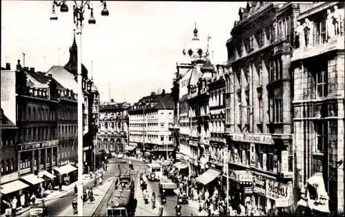 Foto Chemnitz in Sachsen, Johannisplatz, Straßenbahn, Geschäfte, Globus Hüte, Billardsaal, Kaffee