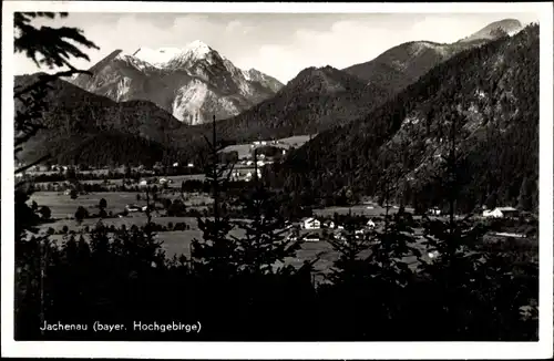 Ak Jachenau in Oberbayern, Teilansicht, Berglandschaft