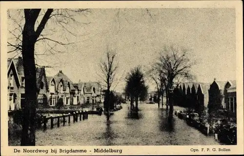 Ak Middelburg Zeeland Niederlande, De Noordweg bij Brigdamme, Hochwasser