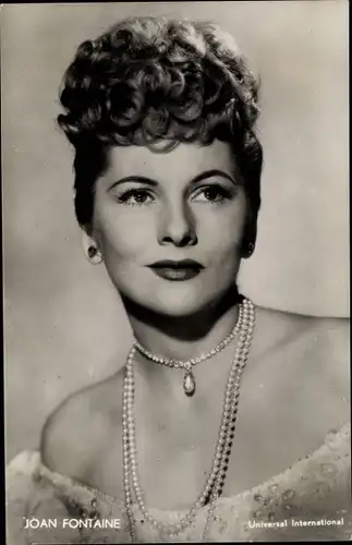 Ak Schauspielerin Joan Fontaine, Portrait, Halskette, Ohrringe