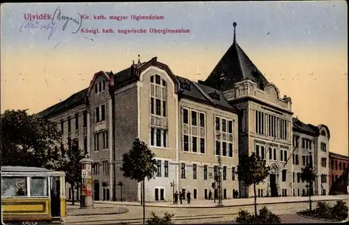 Ak Novi Sad Újvidék Neusatz Serbien, Königl. kath. ungarisches Obergymnasium, Straßenbahn
