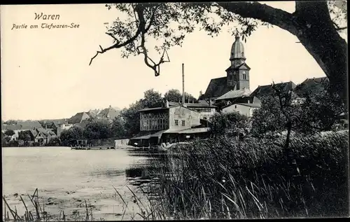 Ak Waren an der Müritz, Tiefwarensee, Kirche