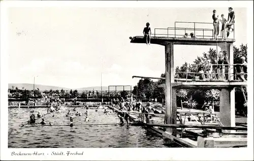 Ak Bockenem am Harz, Städt. Freibad, Sprungturm