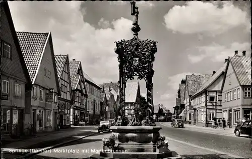 Ak Springe am Deister, Marktplatz, Marienbrunnen