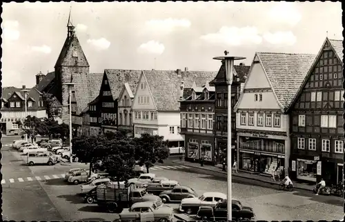 Ak Stadthagen im Kreis Schaumburg, Marktplatz, Kirche, Geschäft