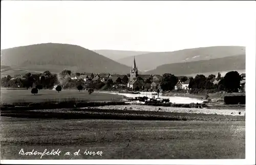 Foto Ak Bodenfelde an der Weser, Gesamtansicht