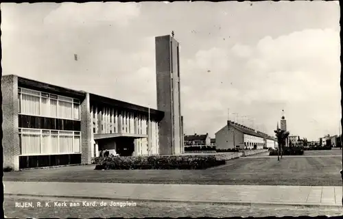 Ak Rijen Nordbrabant, Kerk aan Kard. de Jongplein