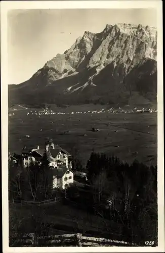 Ak Lermoos in Tirol, Hotel Drei Mohren, Zugspitze