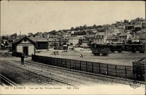 Ak Lisieux Calvados, Vue sur les Terres Noires, Bahnanlagen, Waggons