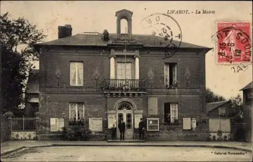 Ak Livarot Calvados, la Mairie