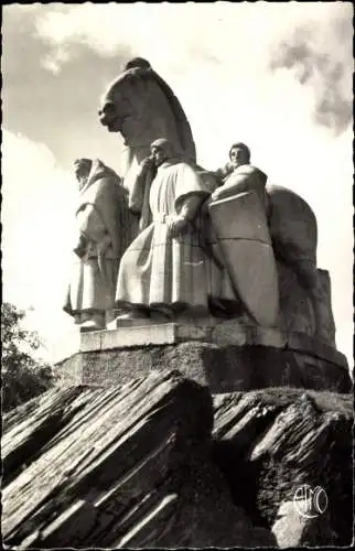 Ak Château Regnault Ardennes, Le Monument des quatre Fils Aymon