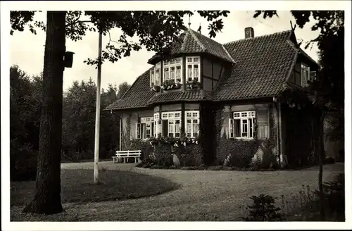 Ak Müden an der Örtze Faßberg Lüneburger Heide, Heidehaus Hilliger Ginsterbusch