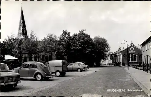 Ak Woudenberg Utrecht, Schoutstraat, Automobile