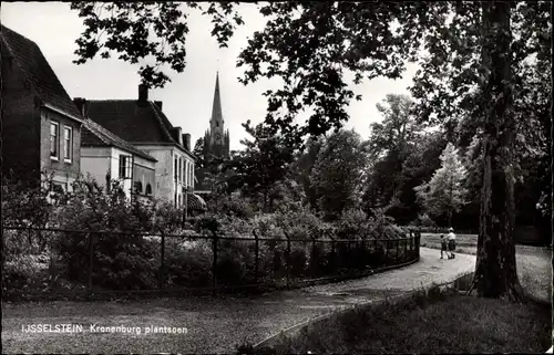 Ak Ijsselstein Utrecht, Kronenburg plantsoen, Ortspartie