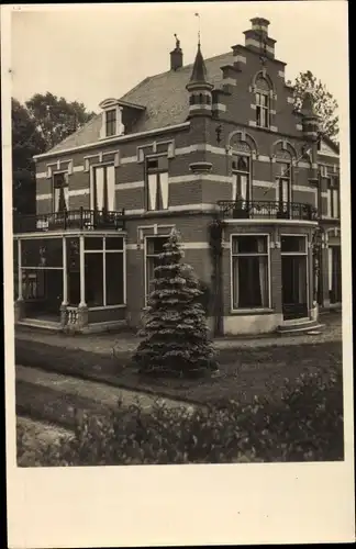 Ak Vught Nordbrabant, Jeugdherberg de Mijlpael, Gebäudeansicht, Garten